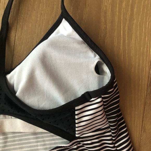 Nike Racerback tankini swim top - Picture 8 of 9